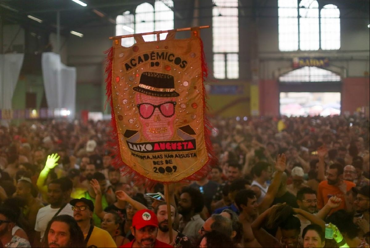 GRATUITO: Em ritmo de carnaval, Acadêmicos do Baixo Augusta anuncia datas dos ensaios para 2025